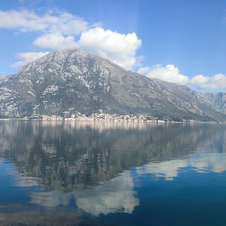 Guesthouse Zmukic Perast Exterior foto